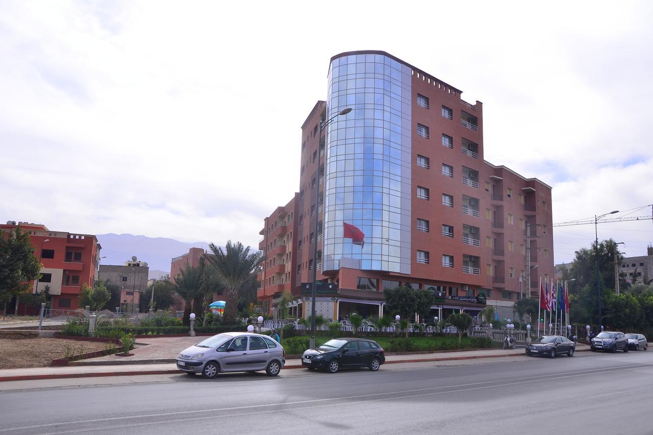 Hotel Hadaik Ain Asserdoune ベニ・メラル エクステリア 写真