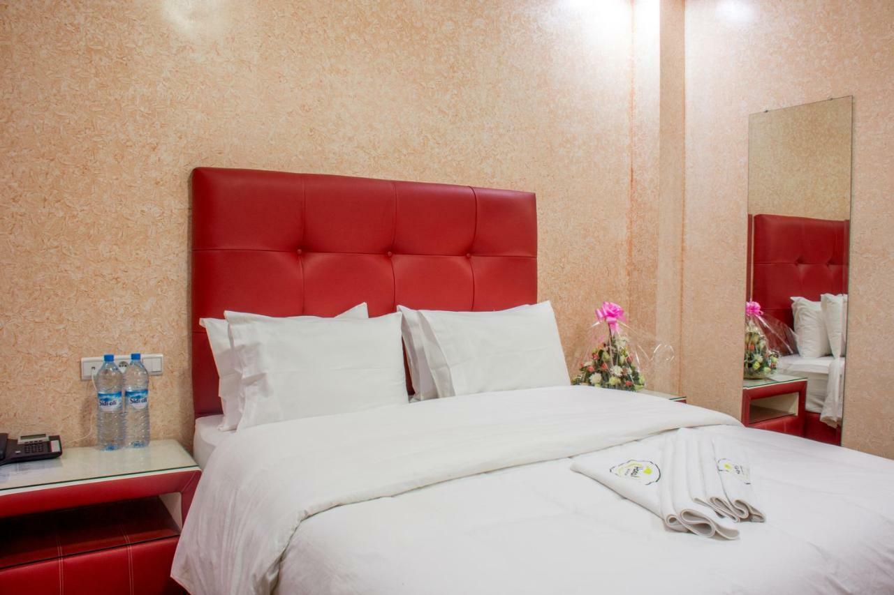 Hotel Hadaik Ain Asserdoune ベニ・メラル エクステリア 写真