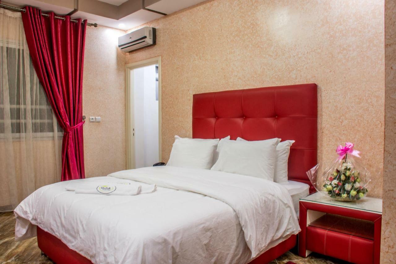 Hotel Hadaik Ain Asserdoune ベニ・メラル エクステリア 写真