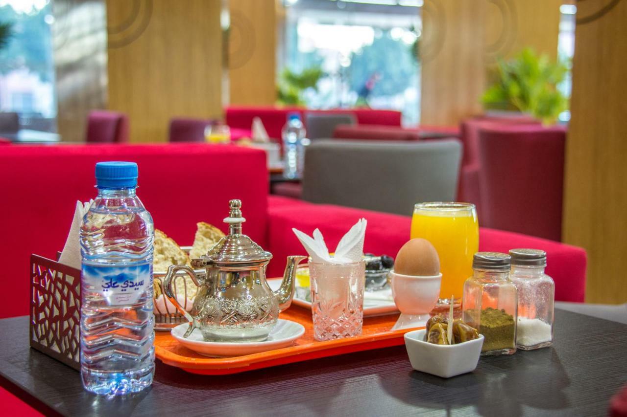 Hotel Hadaik Ain Asserdoune ベニ・メラル エクステリア 写真